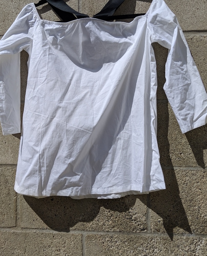 Women's off shoulder dress shirt